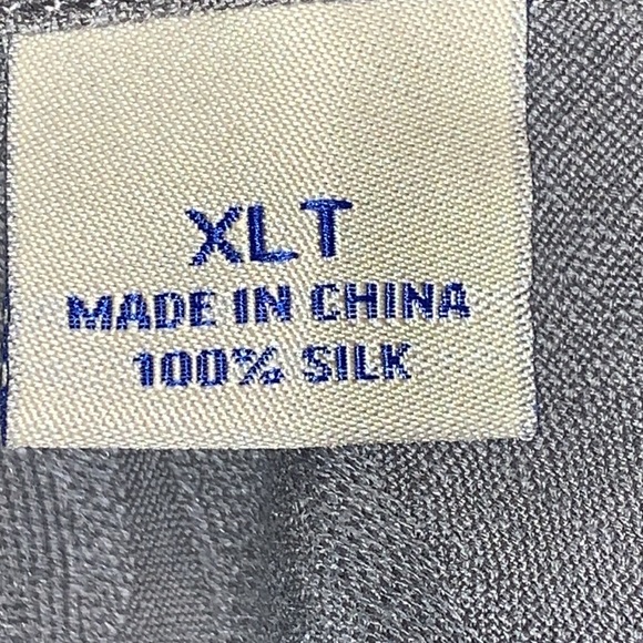 Tommy Bahama Shirt - Picture 4 of 4